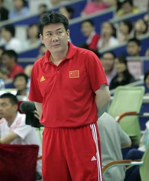 难!蔡斌出任中国女排主帅有六个"硬指标",郎导也是"关键小姐"