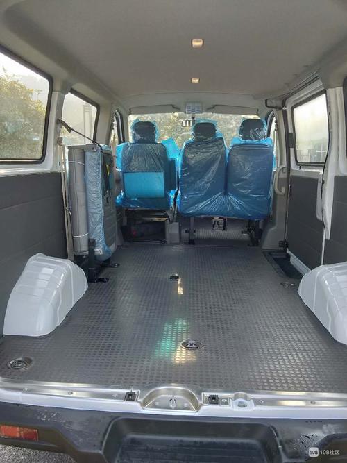 上汽大通v80,空间超大,帮拆座位