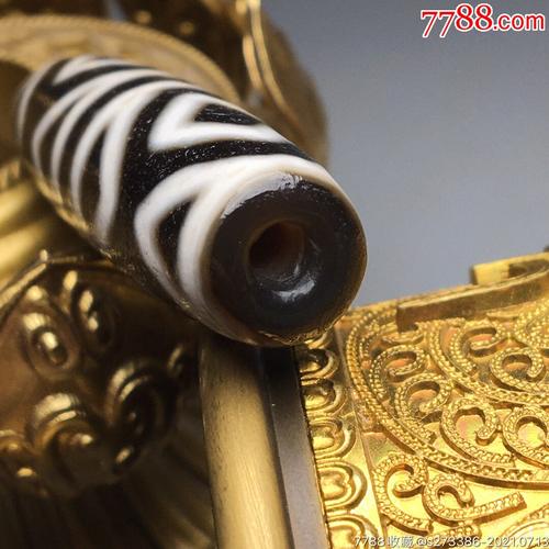 藏回区流老料高油包浆【金刚四眼天珠】尺寸:56*15毫米重量20