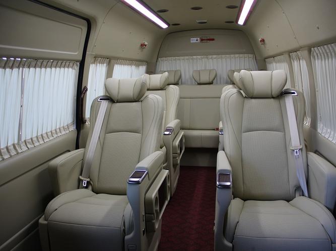 海狮mpv改装9座商务车