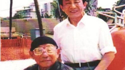 张学良唯一在世的儿子,在美国长大不会中文,64岁终于回到东北