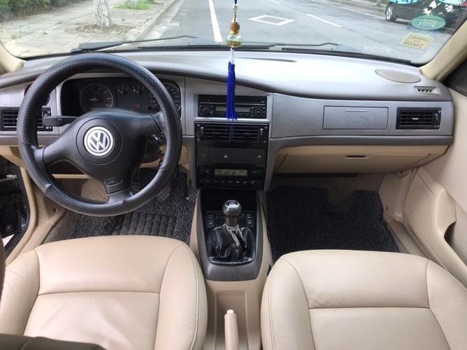 【绍兴】2009年6月 大众 桑塔纳志俊 2009款 1.8 手动舒适型 手动挡