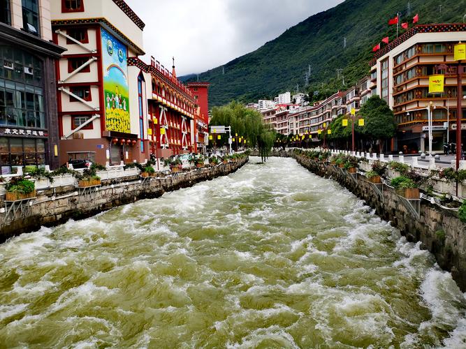 美丽的康定溜溜的城——川西自驾游