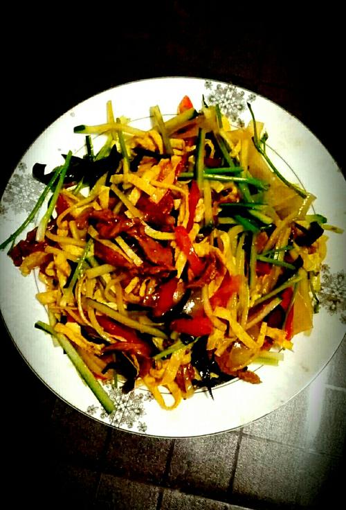 特色菜——潍县辣皮