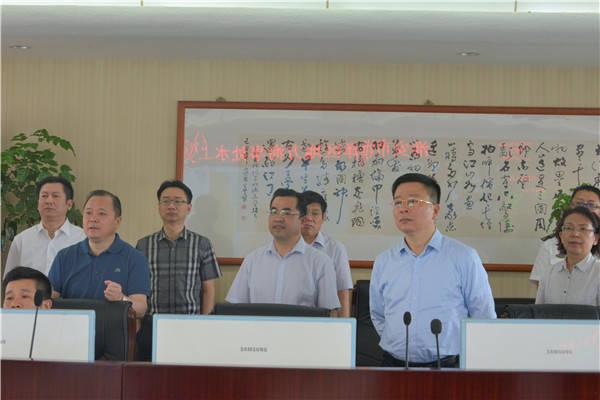中国商务新闻网讯(孙丽娟 成立静)6月8日,江苏省交通运输厅副厅长金凌