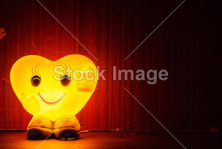 happy heart lamp