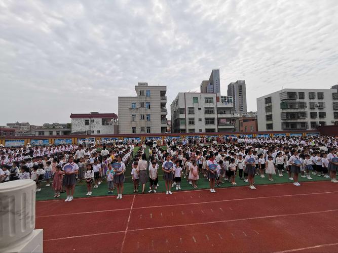 平潭城中小学一年三班新生入学