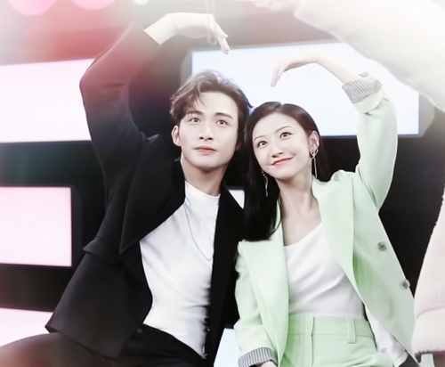 《司藤》景甜和张彬彬本色演出,一起录制《快乐大本营