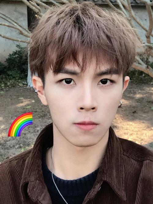 男生diy染发教程|秋冬发色推荐|奶茶灰 - 染发 - 发型