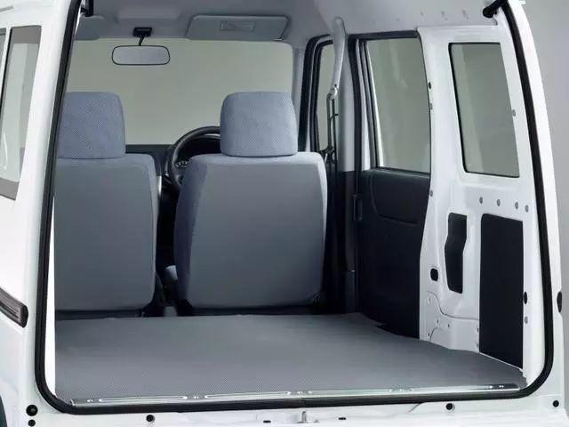 5万买本田面包车,任性开十年不坏,日本本土销量堪比五菱宏光!