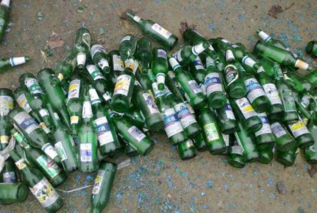90年代一个空啤酒瓶子能卖5毛,现在却没人回收了,这是