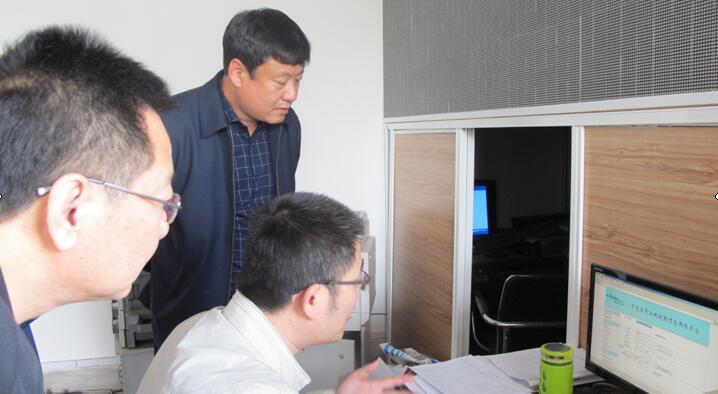 扎兰屯市政府副市长栾永刚带队赴牙克石市考察学习土地流转服务中心