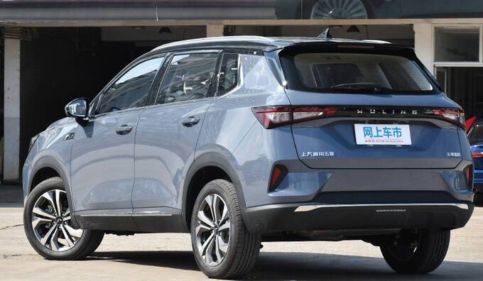 五菱银标suv星辰即将上市,比吉利博越大,预计8万起售