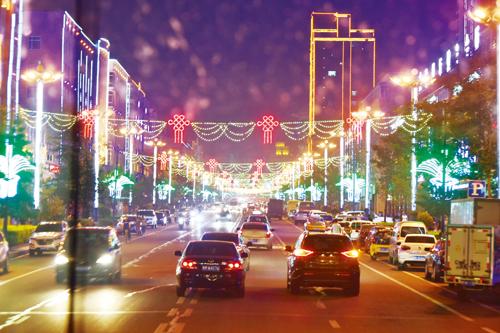 11,12日, "我为家乡点个赞"微媒体走基层主题网络宣传活动走进望奎县