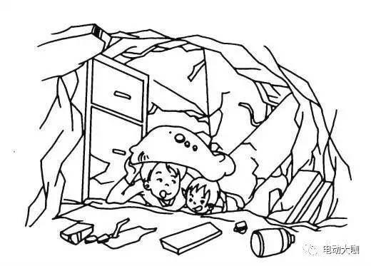 灾难面前的简笔画