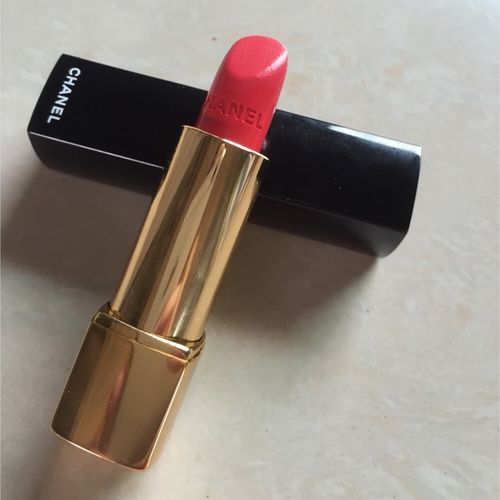 今年香奈儿2015年新款的口红152