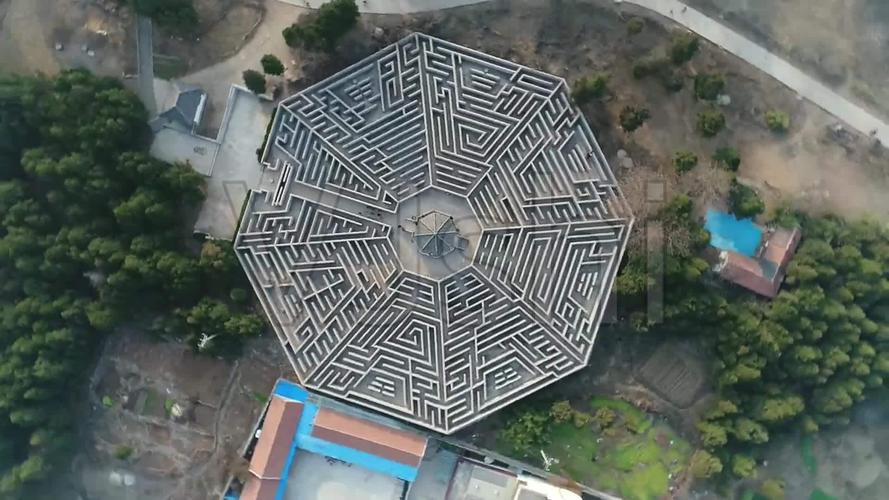 沂南诸葛亮公园八卦迷宫航拍_1920x1080_高清视频素材