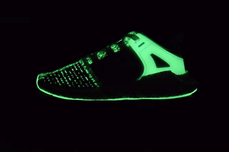 adidas eqt support future boost 93/17 夜光版情侣慢跑鞋 夜光白