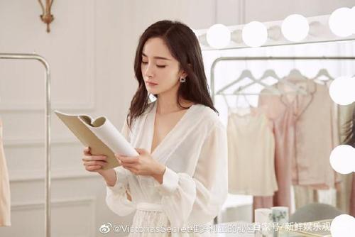 杨幂维多利亚代言大片,明艳动人的大美人,太绝了