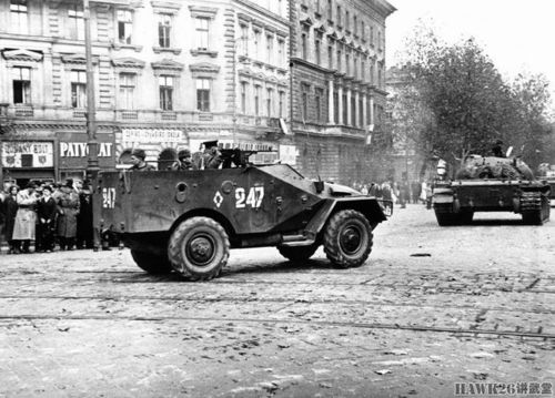 btr-40苏联第一种国产装甲运兵车 受美国货刺激 批量生产长达十年