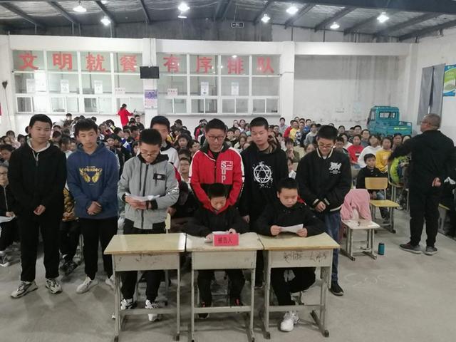 桐城大关初中开展"模拟法庭"普法教育活动