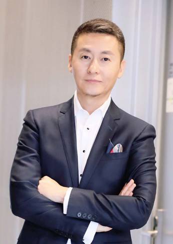 央视主持人姚雪松