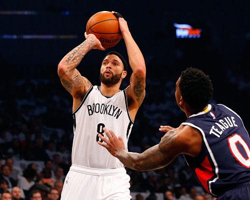 北京时间7月12日消息,篮网队官方宣布裁掉控卫德隆-威廉姆斯.