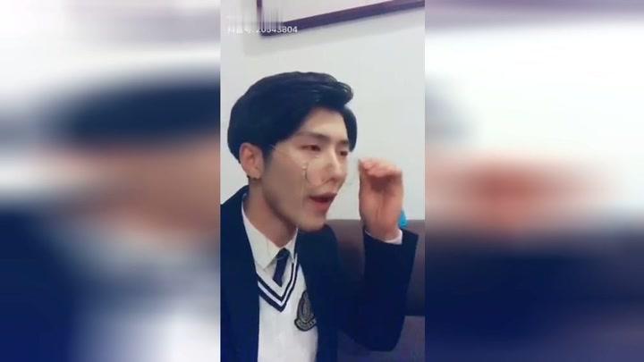 演员安邦