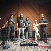 indie rock band from spain, dover was formed in 1992, making