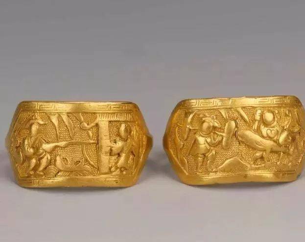 "耕读渔櫵"金戒指明代(公元1368-1644年)直径2.