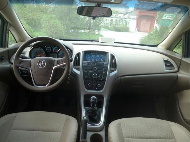 【常州】2014年8月 别克 英朗 2013款 gt 1.6l 手动进取型 手动挡