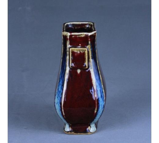 清雍正窑变釉贯耳瓶