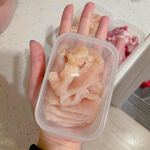 100克杂粮饭和100g的肉有多少