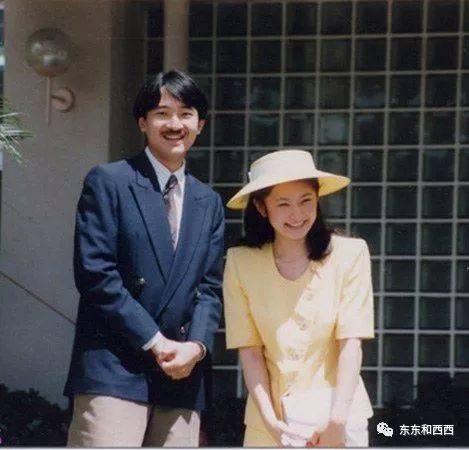 还很有心,文仁亲王对鲶鱼很有研究,人称"鲶鱼殿下".