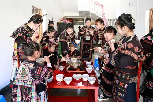 陈建:荔波县瑶麓青瑶婚姻习俗"回娘家"