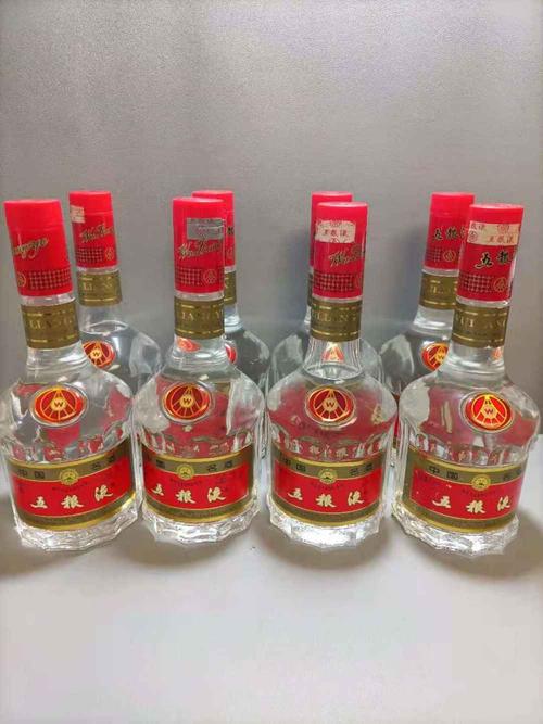 01-03年天地盖 五粮液8瓶 52度 1700一瓶 三包|浙江坊