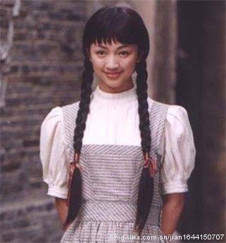 频道_河北新闻 本网原创 罗海琼,上戏表演系毕业,2000年出演《像雾像