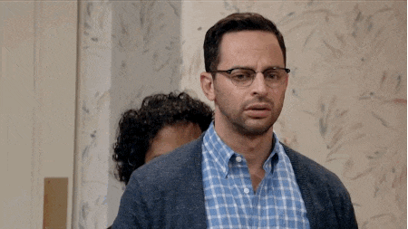 外国人戴眼镜睁大眼吓人gif动图_动态图_表情包下载