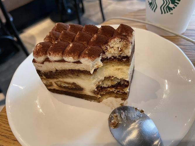 星巴克提拉米苏也很不错啊