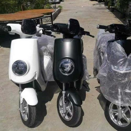 s9顶配电动车时尚酷车