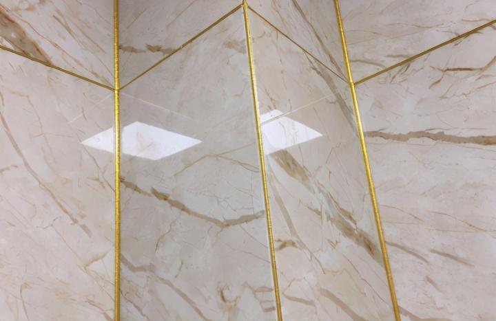 美缝剂选色有技巧,不要盲目选金色,选错颜色毁瓷砖