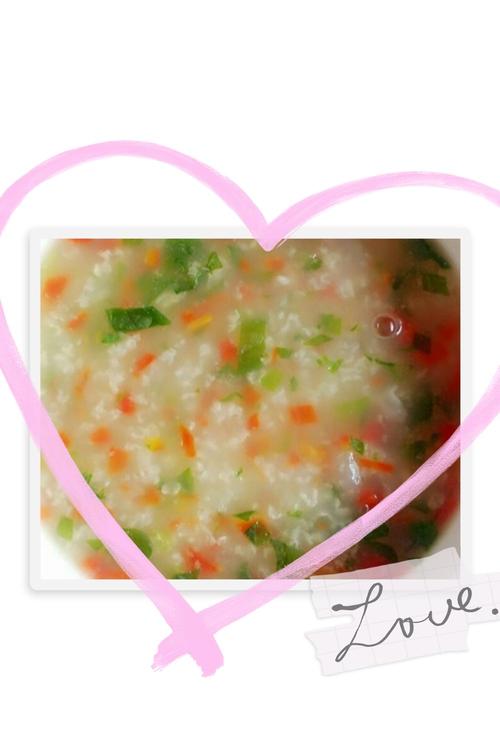 早餐:胡萝卜蔬菜粥