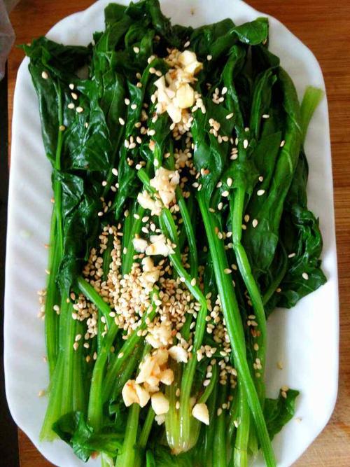 凉拌芝麻菠菜的做法,凉拌芝麻菠菜怎么做好吃,凉拌的