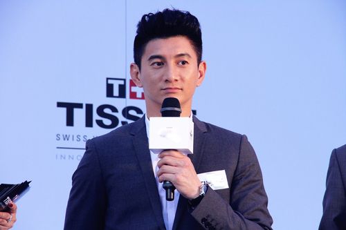 吴奇隆