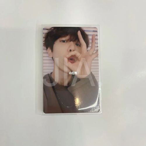 边伯贤小卡_边伯贤_娱乐_明星娱乐资讯