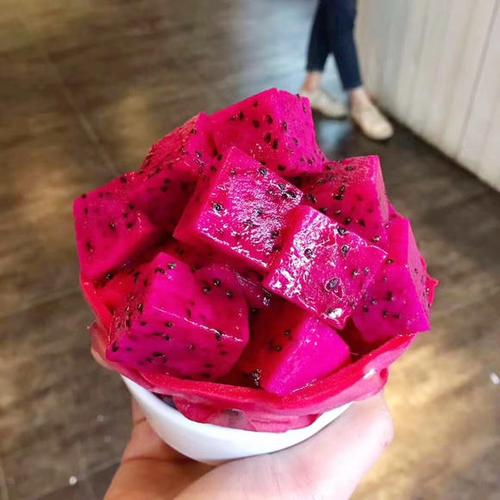 红心火龙果有什么作用与功效(哪种火龙果通便效果好)