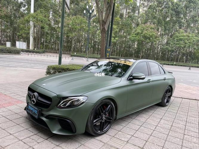 奔驰车身改色贴膜亚光金属军绿_梅赛德斯-奔驰怎么样