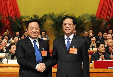 叶冬松当选河南省政协主席 高体健当选为副主席