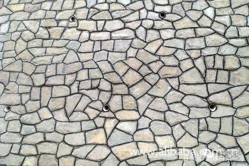 勾缝及抹面所采用的砂浆必须符合设计要求,有勾缝的部位,在进行