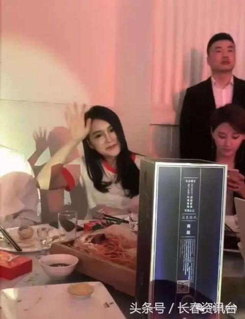 赵本山女儿球球和天佑等网红都来长春参加婚礼啦